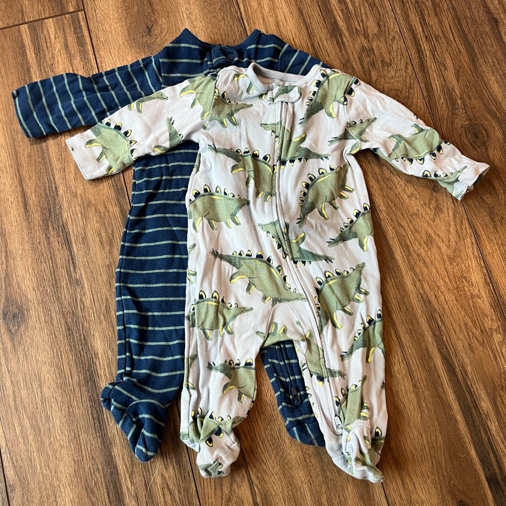 Carter’s Dinosaur and Striped Kids Sleeper Bundle, Size 3-6Mo, Two Way Zippers